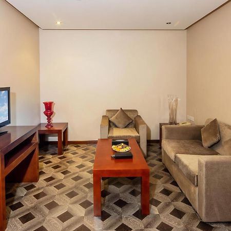 Diva Hotel Manama Extérieur photo
