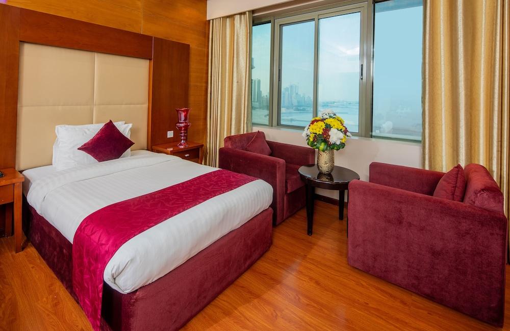 Diva Hotel Manama Extérieur photo